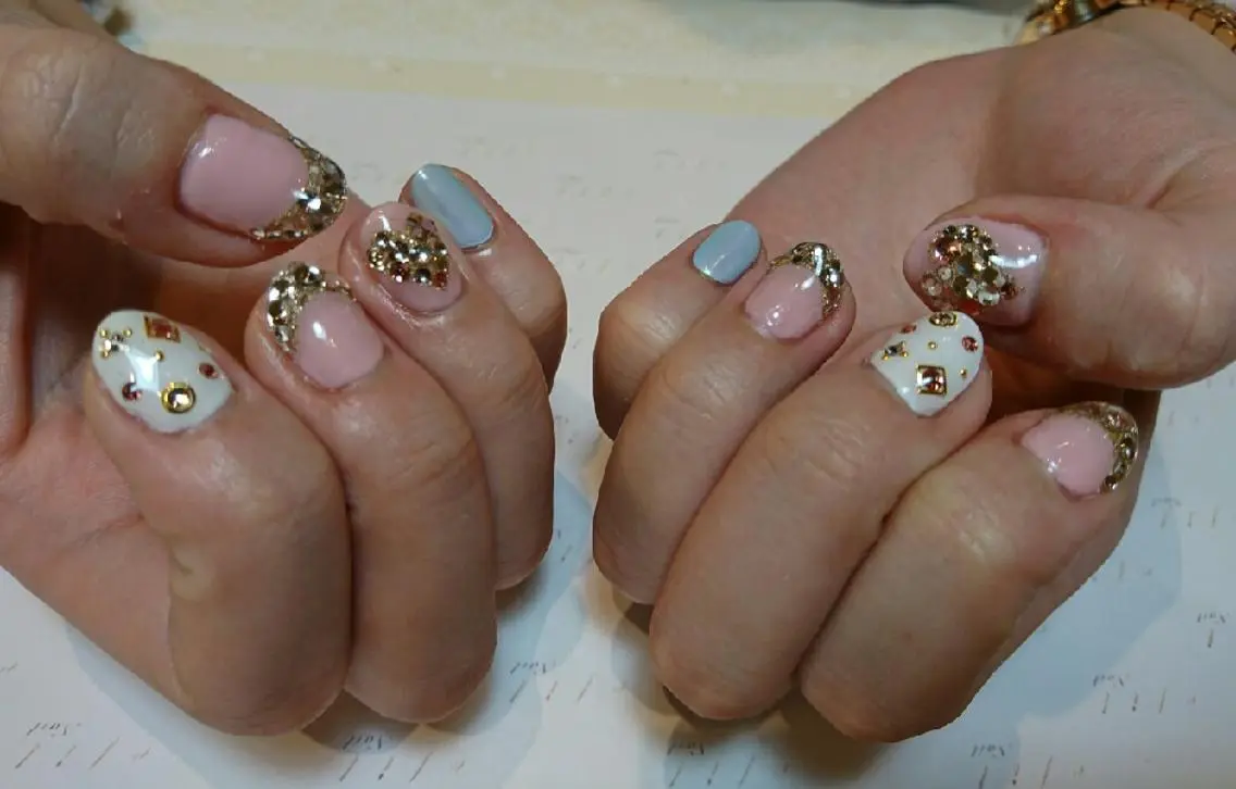 ネイル 成人式 持ち込み みー shakushiroのネイルデザイン