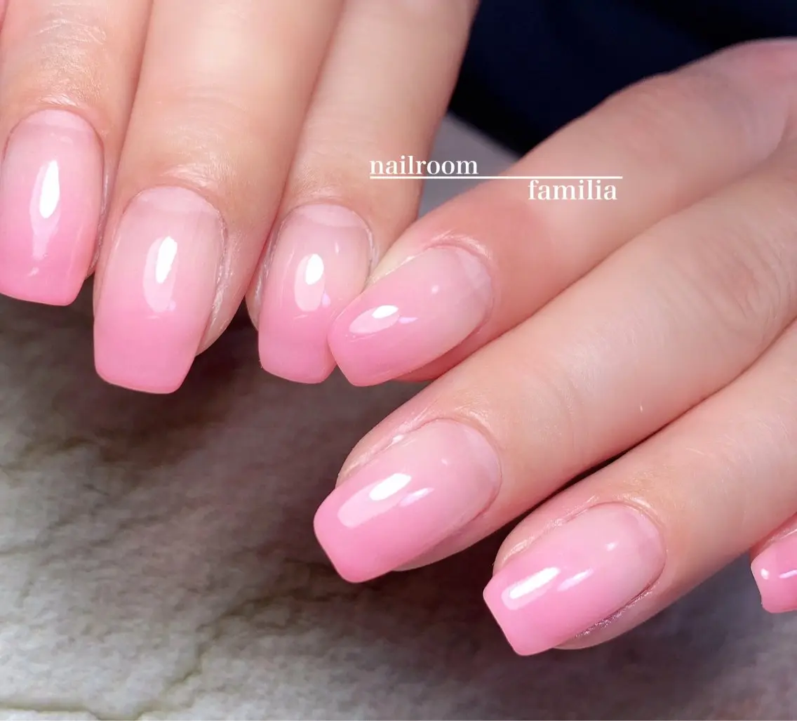 ネイル ハンドネイル -nailroom- familiaのネイルデザイン