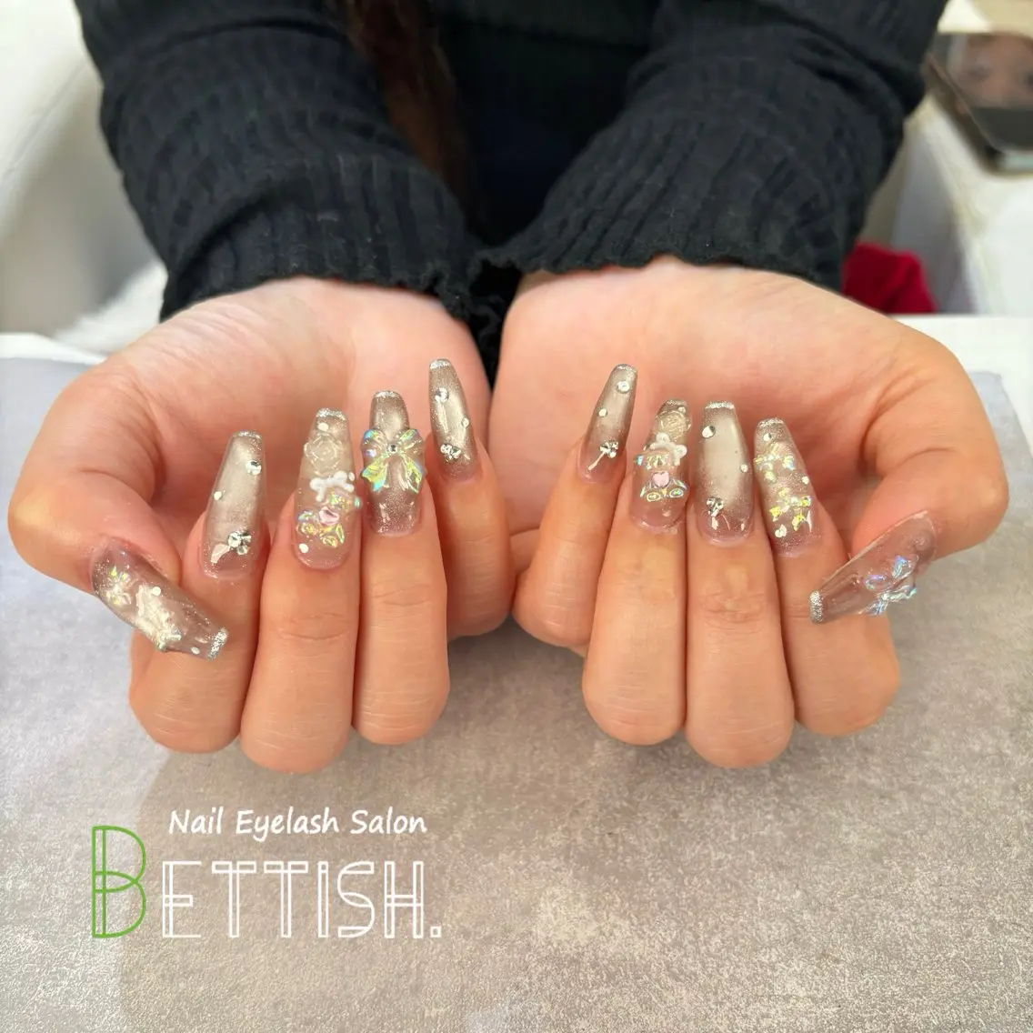 ネイル NiuShe SERIのネイルデザイン