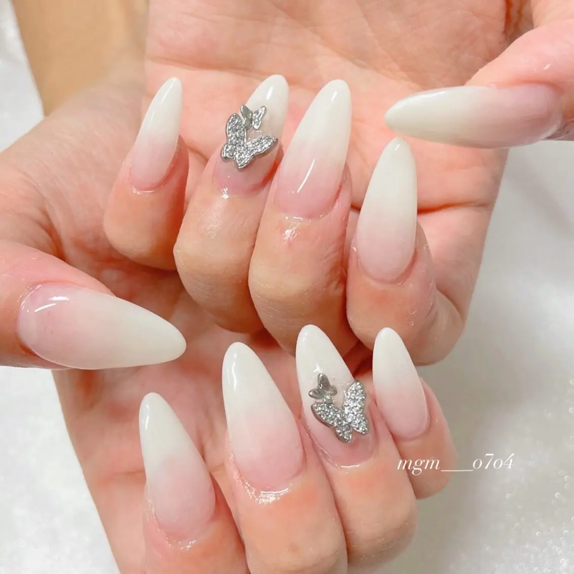 ネイル MoON...❤︎ MeGuのネイルデザイン