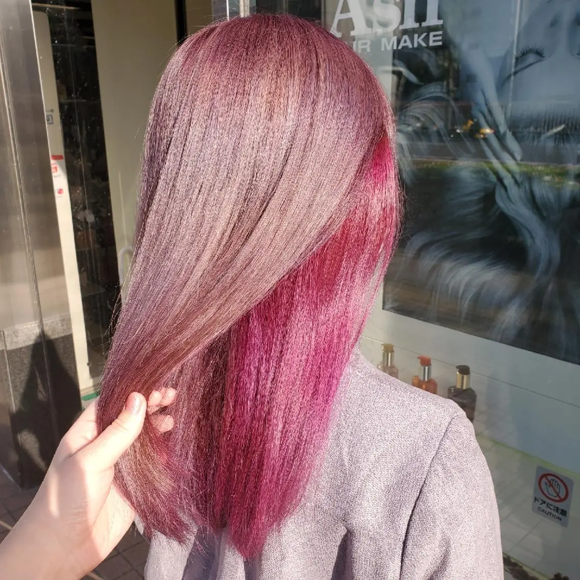 ロング カラー ダブルカラー ピンクカラー 推しアニメカラー🌈 ツヤ透明感カラー🦄のヘアスタイル