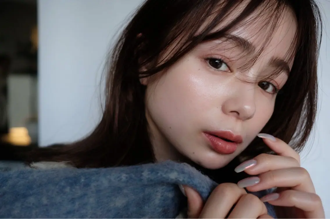 ロング 暖色カラー 奥村陽花のヘアスタイル