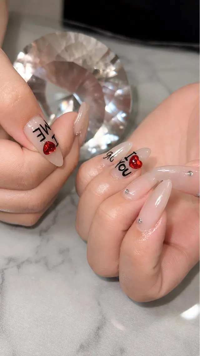 ネイル ハンドネイル Garnet nailのネイルデザイン