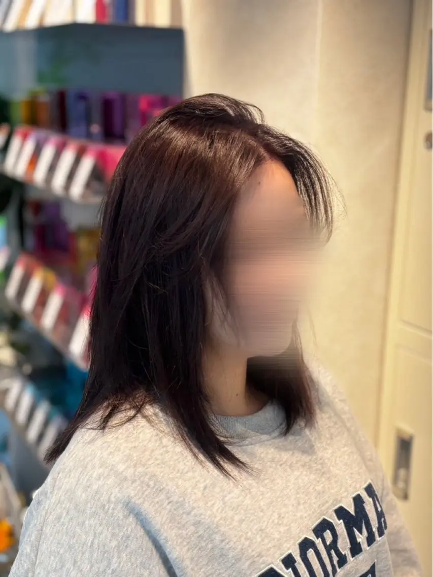 セミロング カット ヘアカラー トリートメント と あのヘアスタイル