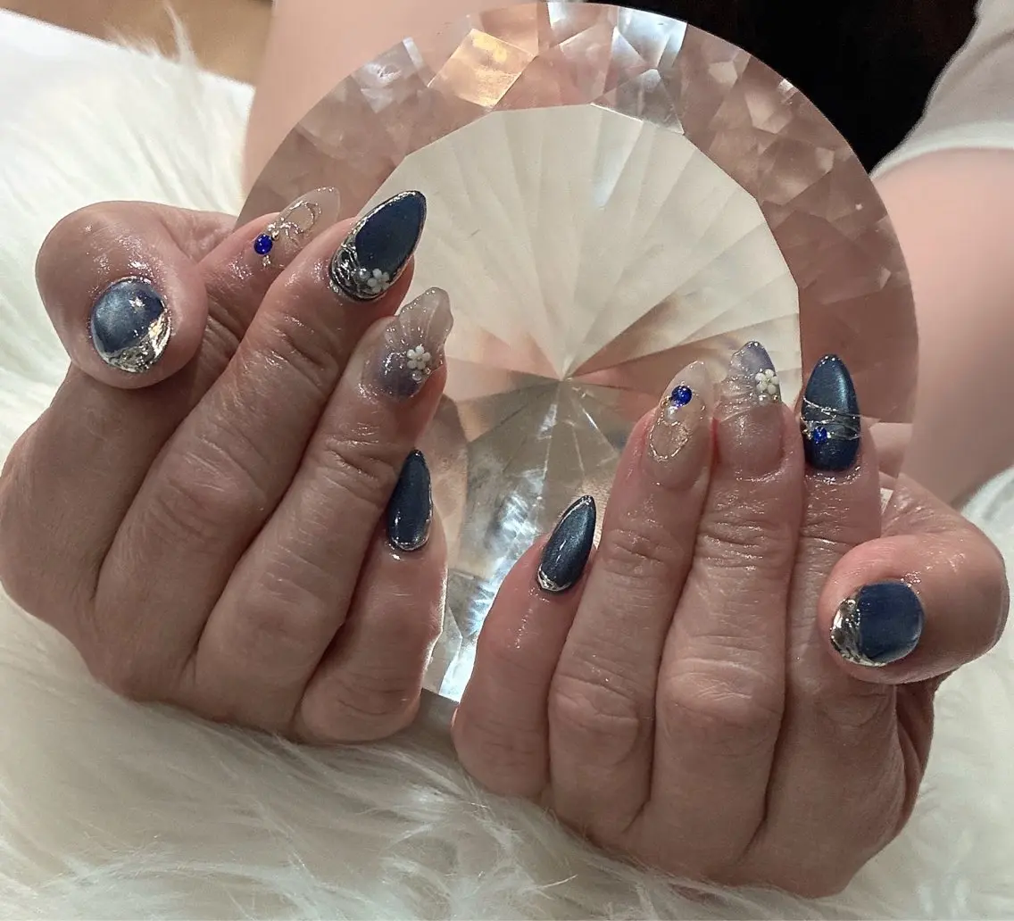 ネイル ハンドネイル LoaChaton kaeのネイルデザイン