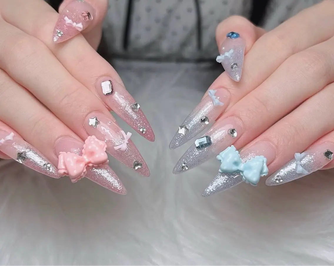 ネイル Nail  Y 🎀YURI🧸のネイルデザイン
