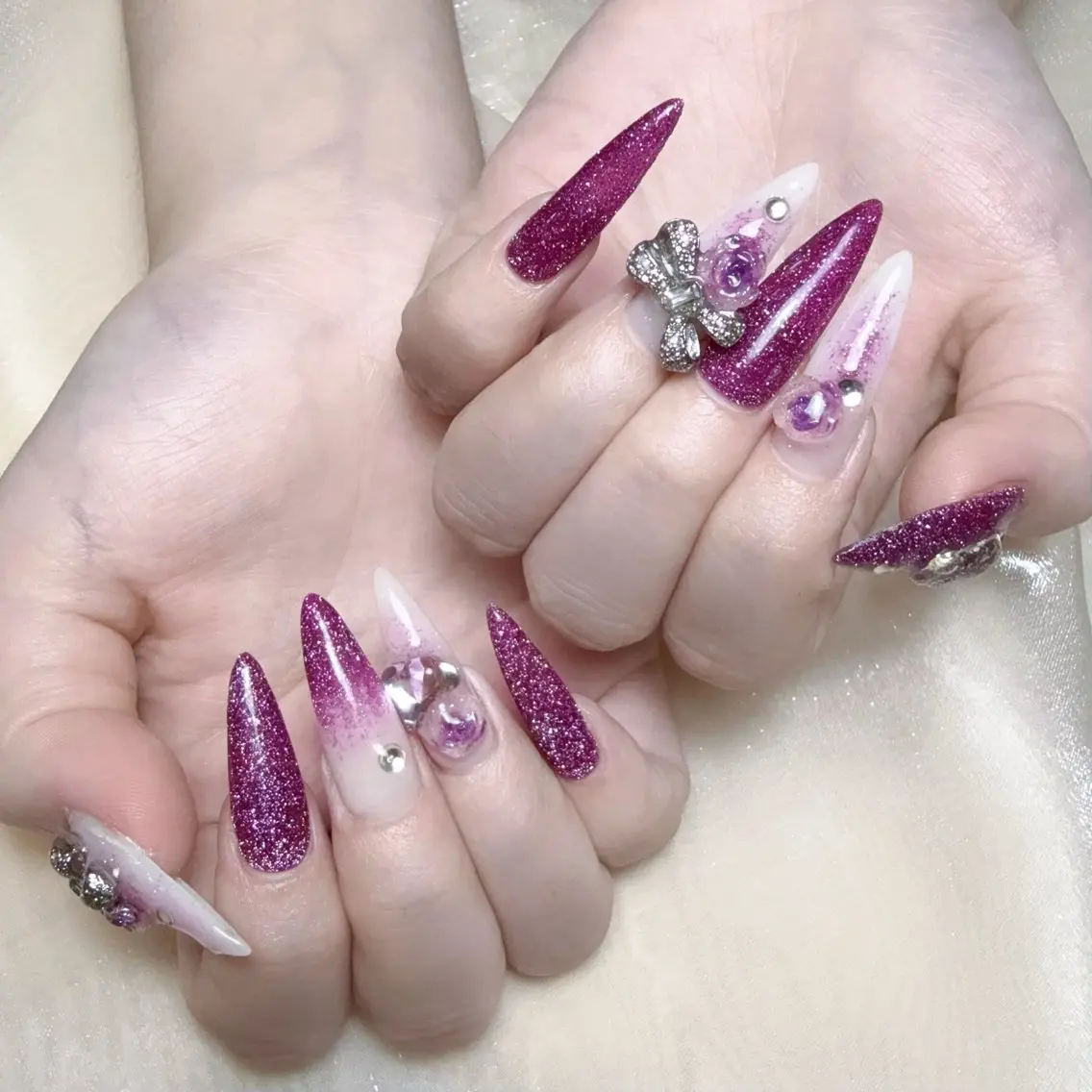メンズ ネイル メンズ韓国風 アートネイル オーロラネイル ガーリー キラキラネイル ハンドネイル Nail salon 木にいるのネイルデザイン