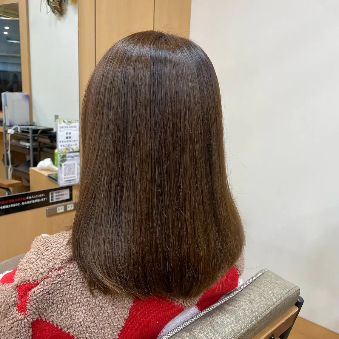 セミロング カラー アッシュ 韓国ヘア 🤍中西麻友🤍のヘアスタイル