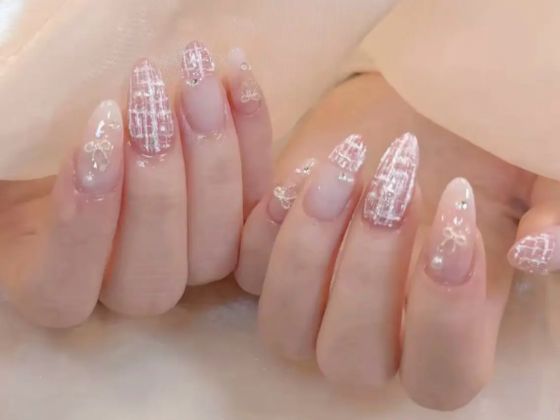 ネイル 長さ出し フットネイル ジェルネイル 韓国ネイル マグネットネイル ハンドネイル YMT NailStudioのネイルデザイン