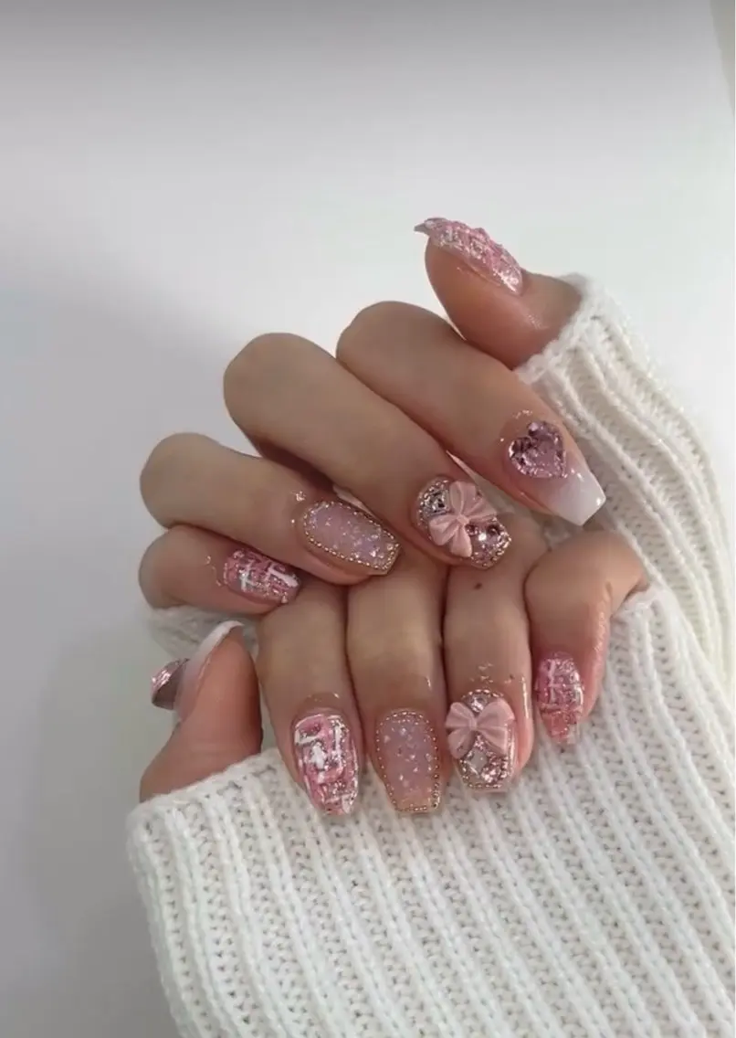 ネイル フレンチネイル ジェルネイル 韓国ネイル マグネットネイル マグネットフレンチ akina nailsのネイルデザイン
