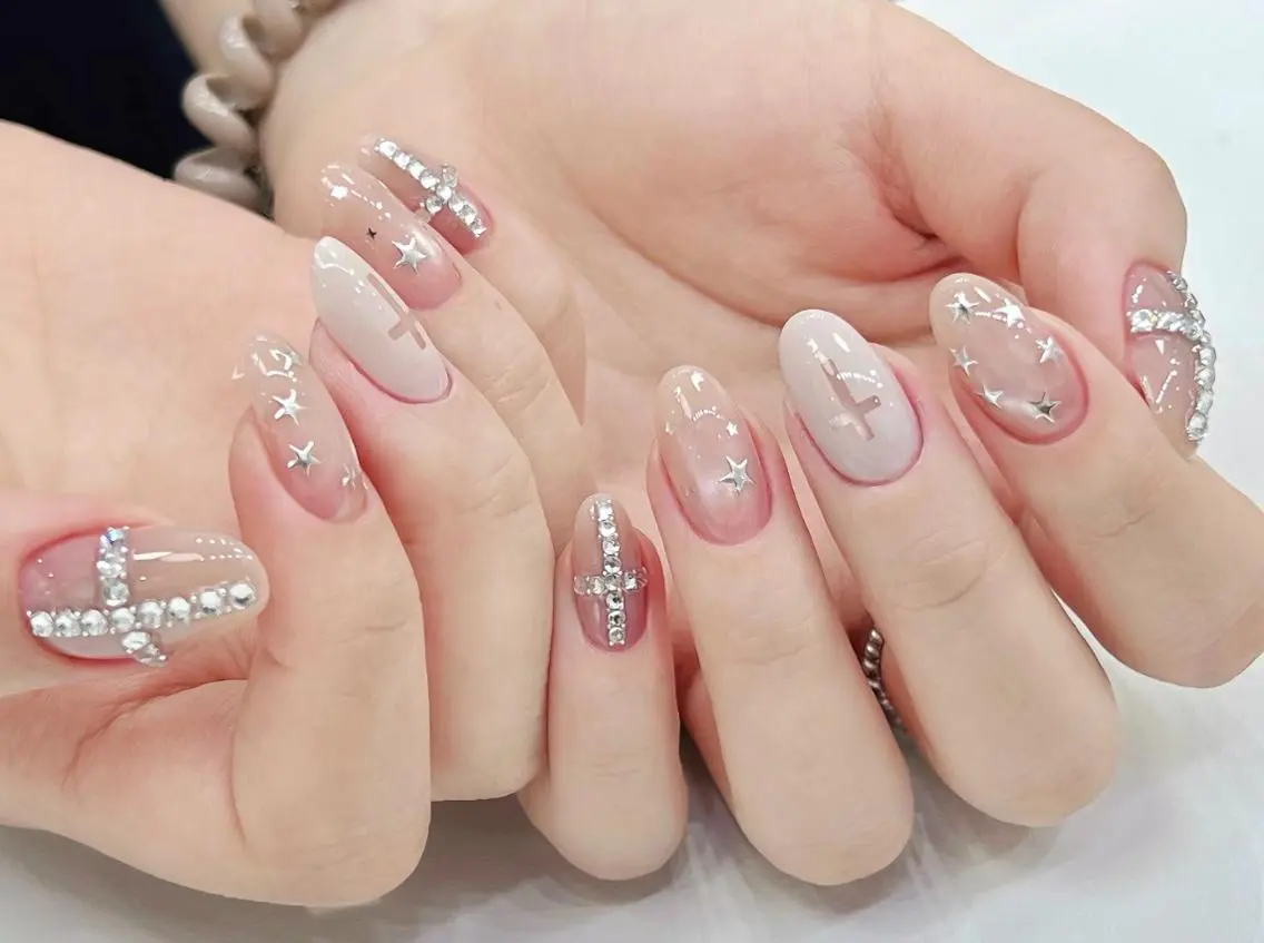 ネイル ハンドネイル ハンドケア 🍑 momo_nailのネイルデザイン