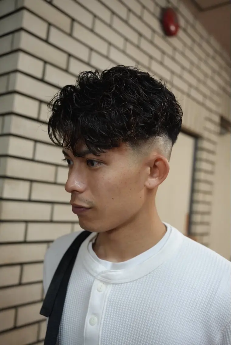 ショート パーマ メンズ メンズパーマ カット パーマ トリートメント ヘアセット メンズサロン ANSWERのヘアスタイル