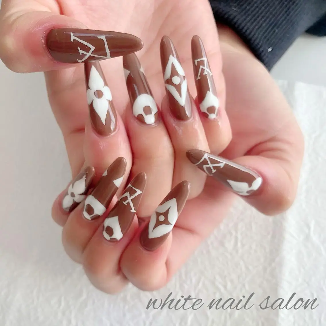 ネイル アートネイル フレンチネイル ジェルネイル ハードジェル 持ち込み ハンドネイル white nail salonのネイルデザイン