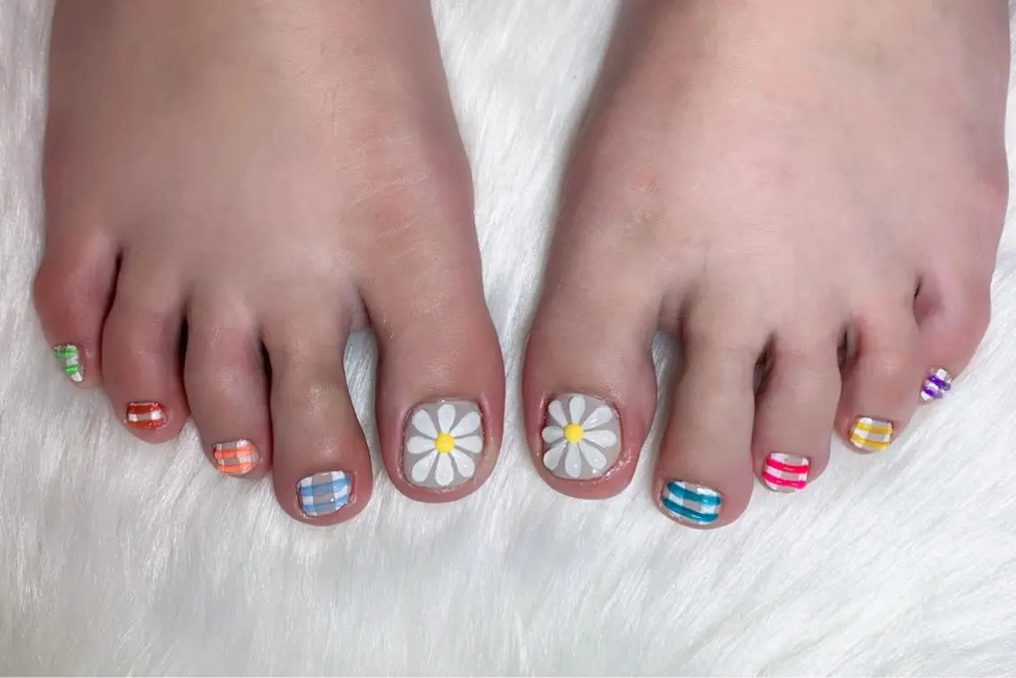 ネイル アニマル柄 アートネイル ニュアンスネイル ネイルチップ x.1.0.nail ♡Cのネイルデザイン