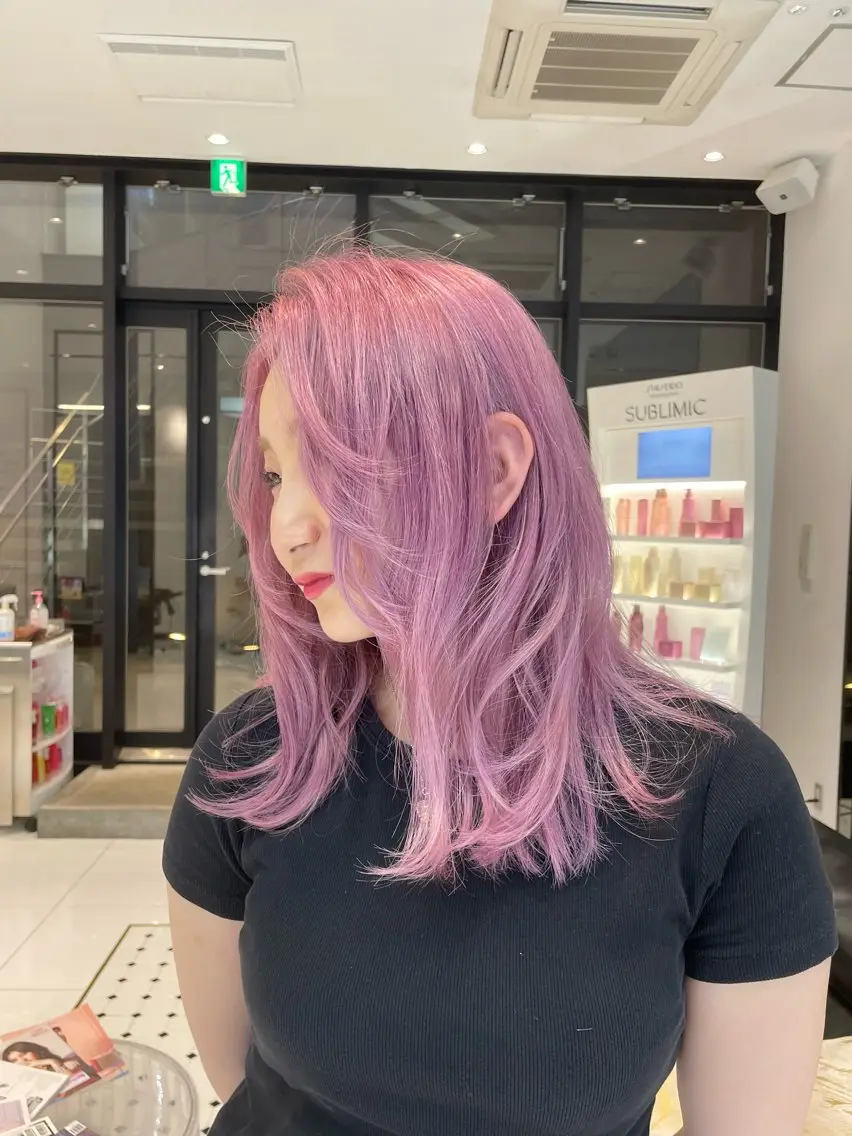 ロング カラー ヘアカラー トリートメント 吉祥寺Yuuka韓国 ハイトーンカラー🎀のヘアスタイル