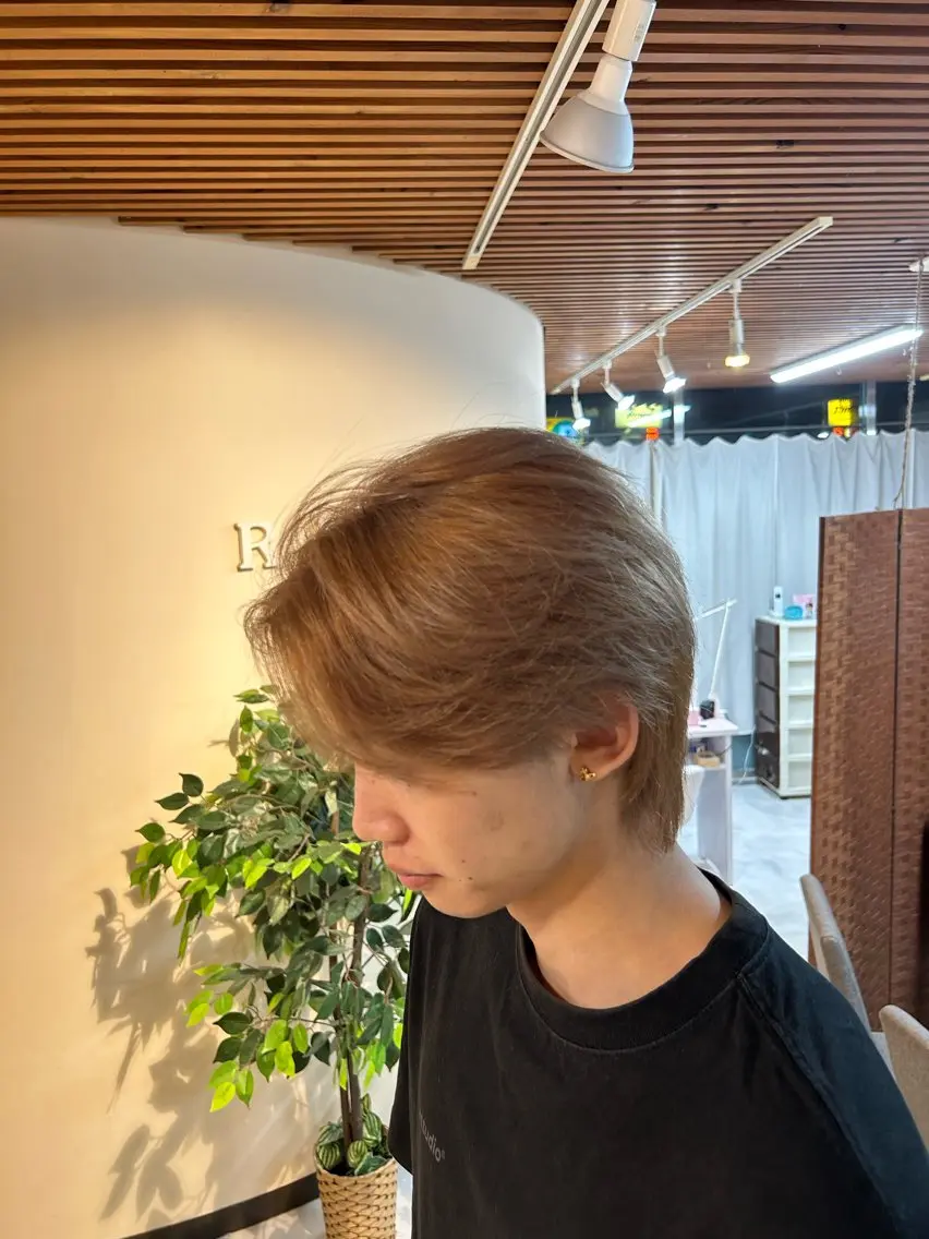 メンズ YUYA / 艶髪ブリーチのヘアスタイル