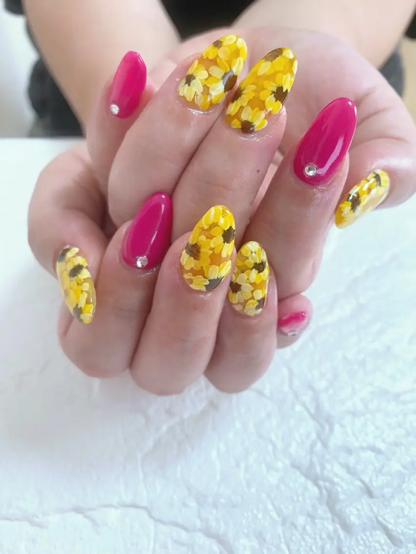 ネイル 7e. Nailのネイルデザイン
