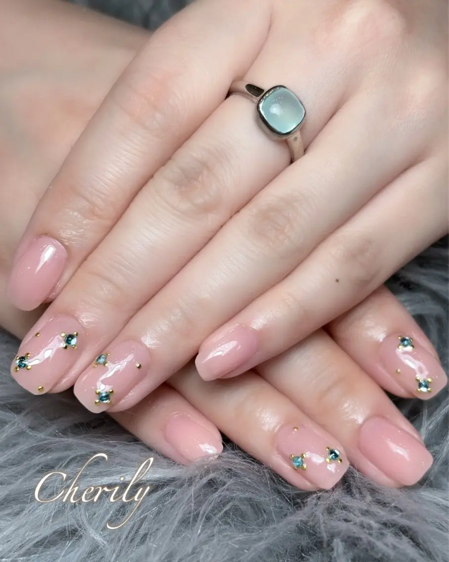 ネイル シンプルネイル ハンドネイル CHERILY SAKURAのネイルデザイン