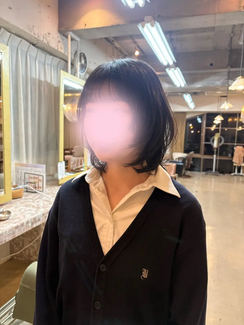 ミディアム 関 明日花のヘアスタイル