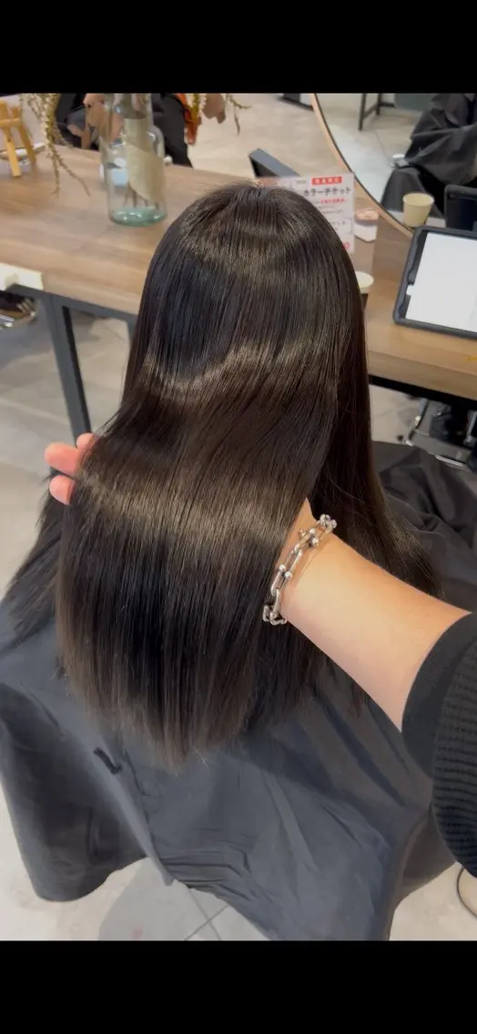 ミディアム カラー ブラウンカラー 透明感カラー 髪質改善 ヘアカラー 💎艶髪／縮毛特化 世麗💎のヘアスタイル