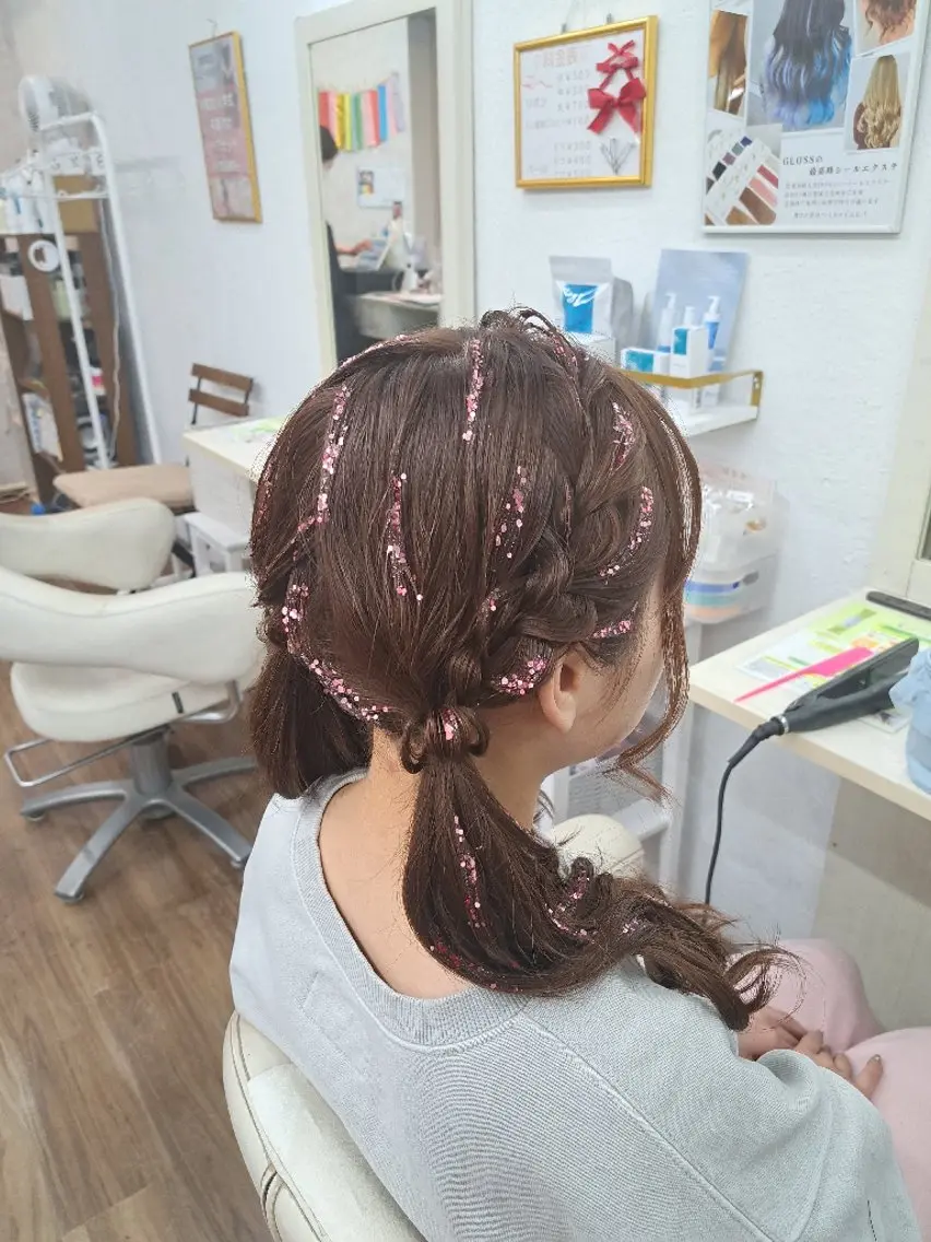 ヘアアレンジ セミロング ツインテール ヘアセット GLOSS心斎橋🌹 はるなのヘアスタイル