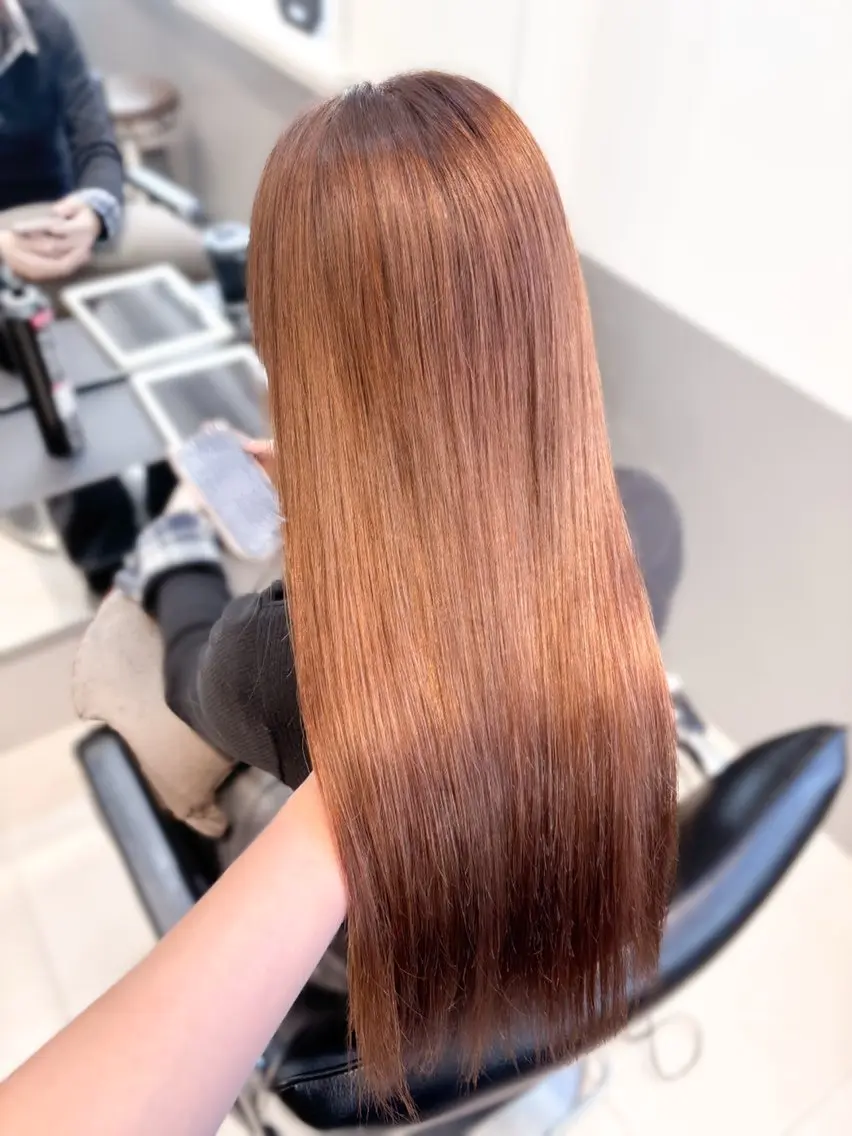 ロング カラー ベージュカラー ブリーチ ヘアカラー トリートメント 柔らかgirly/ レイヤー/yuiのヘアスタイル