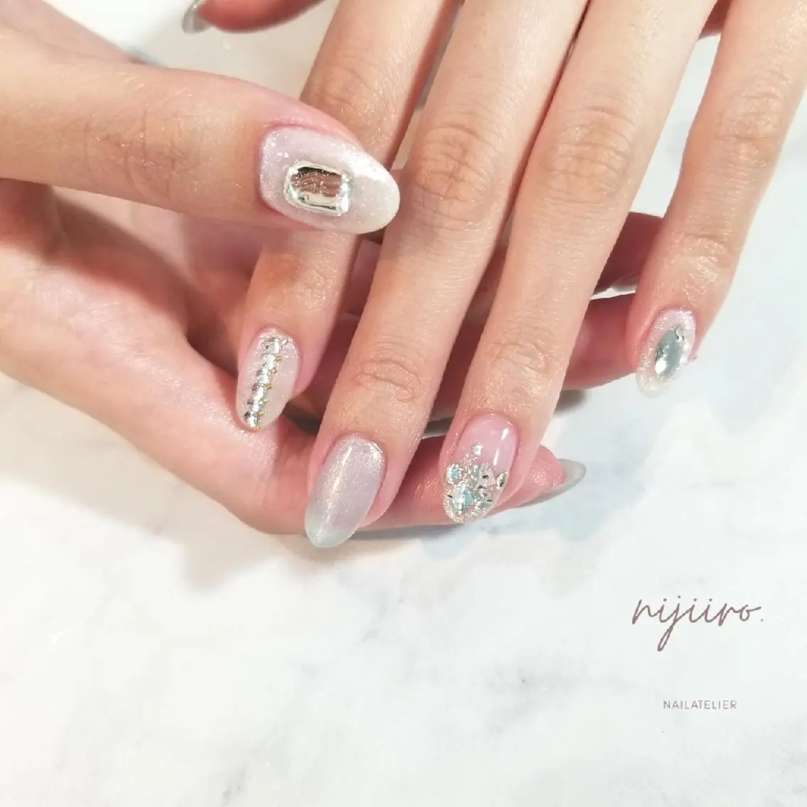 ネイル ハンドネイル nijiiro🌈 サトウのネイルデザイン