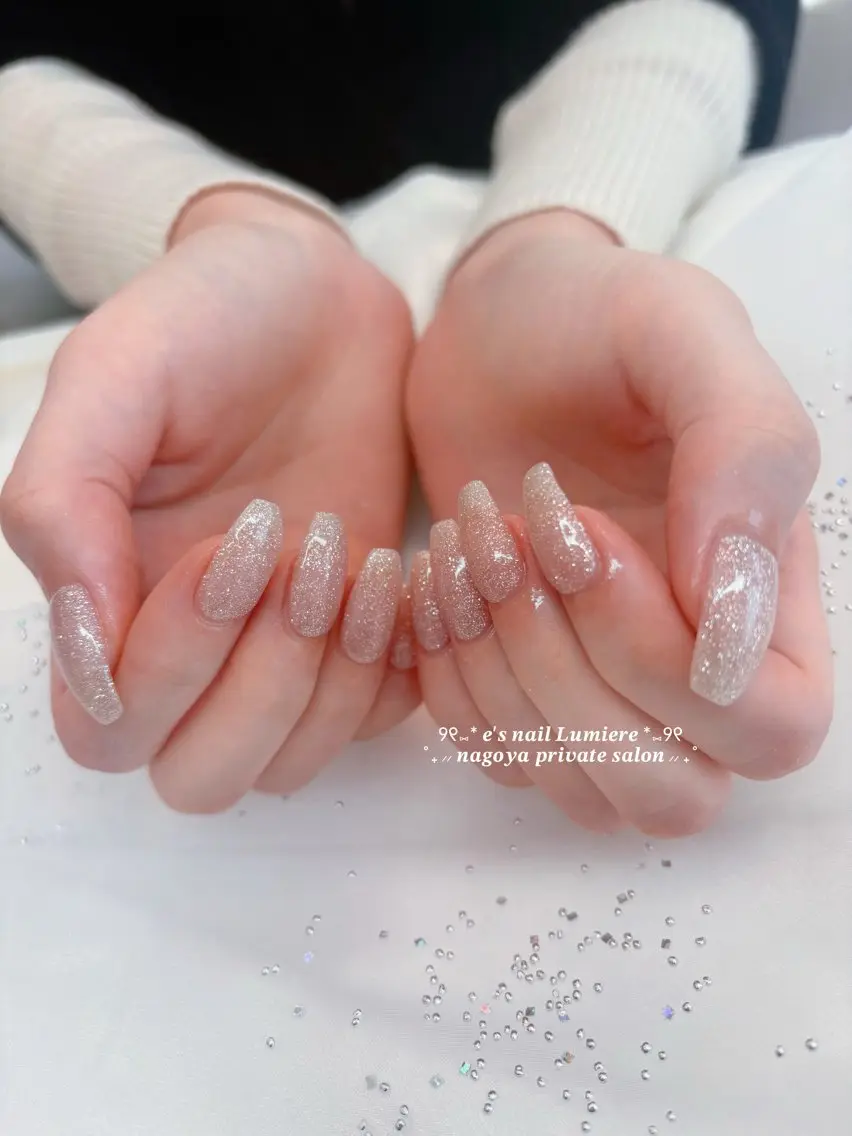ネイル e’s nail Lumièreのネイルデザイン