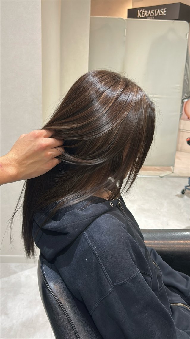 ロング カラー シールエクステ バレイヤージュ ベージュカラー ブリーチ ケアブリーチ ヘアカラー トリートメント 大阪梅田/レイヤー/ ハイトーン/yuuのヘアスタイル