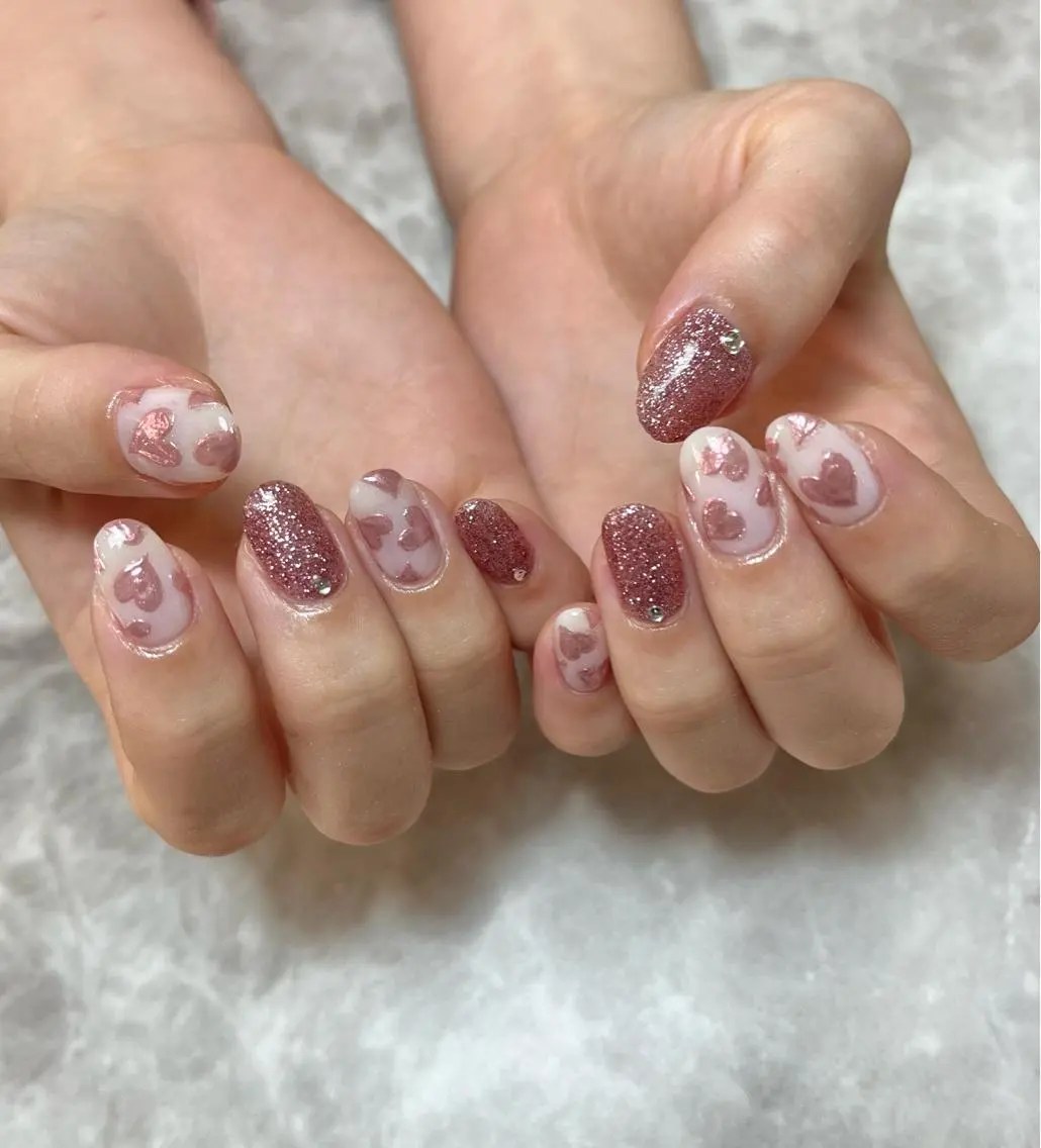 ネイル ジェルネイル ハート キラキラネイル 韓国ネイル ミラーネイル nails' it...のネイルデザイン