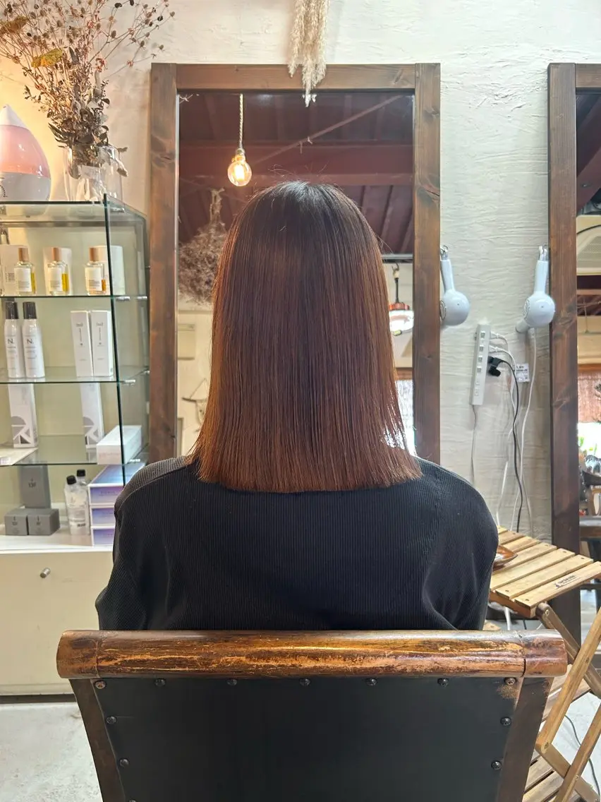 ミディアム 外ハネヘア ウルフカット minami 🐣のヘアスタイル