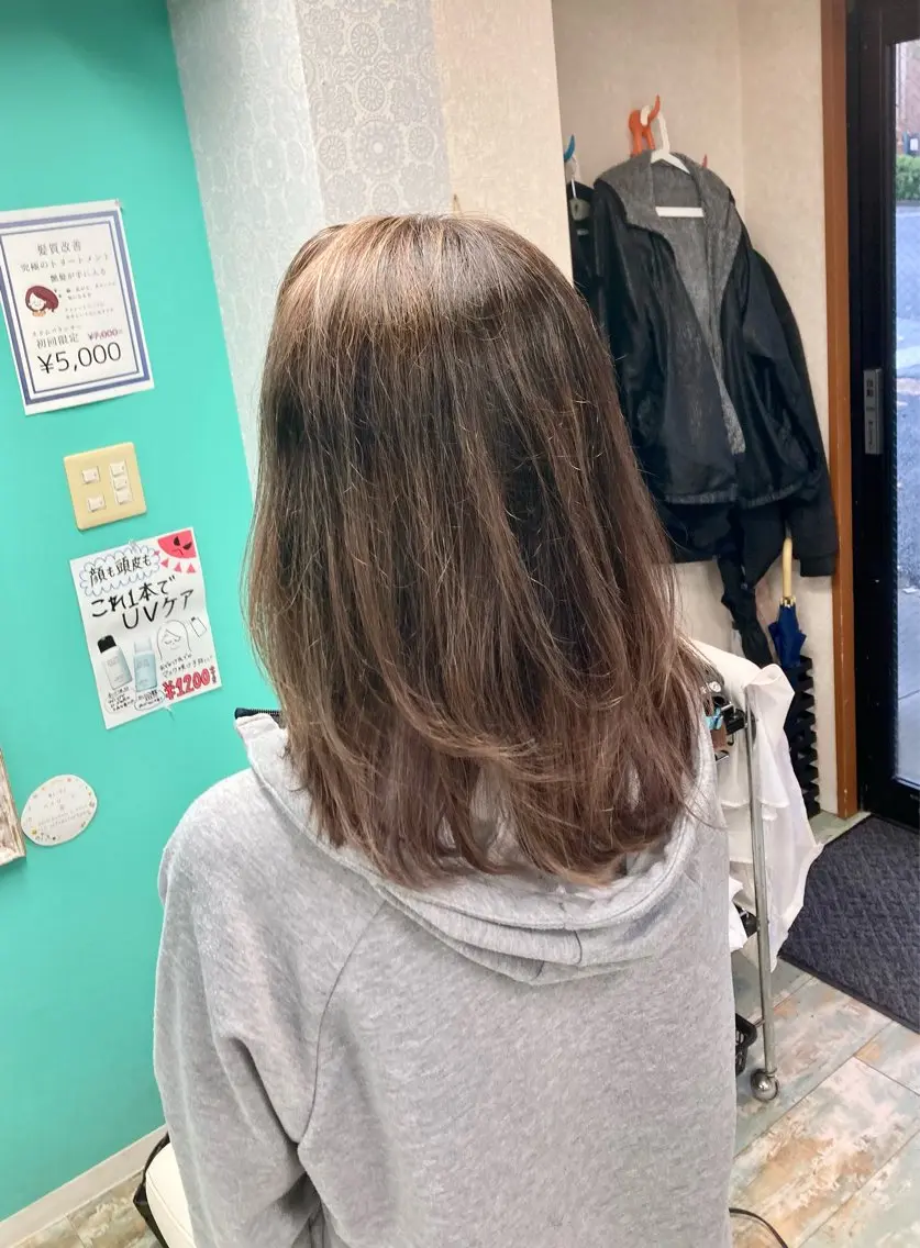 ミディアム 田牧 みゆきのヘアスタイル