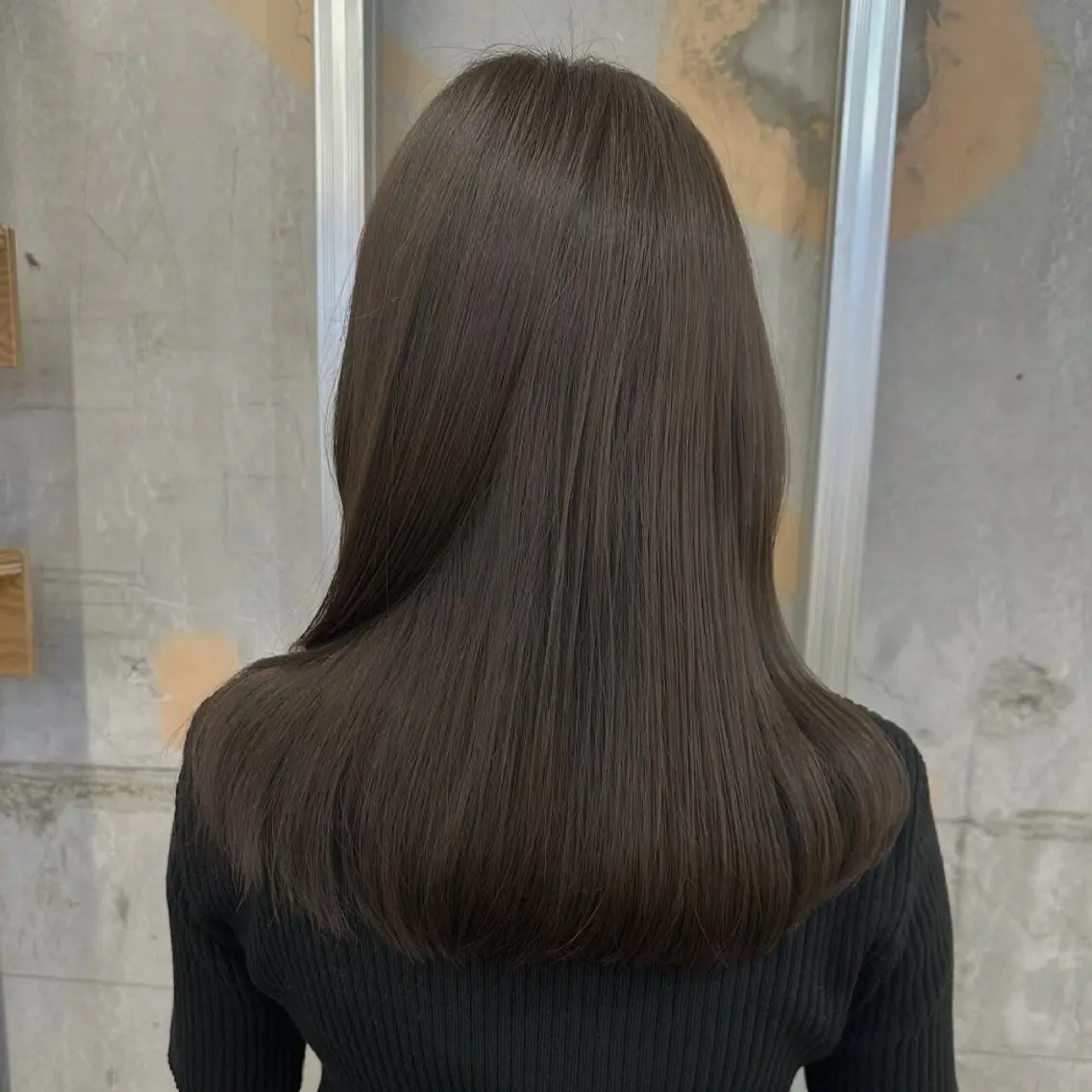 セミロング ハタケナカ コトネのヘアスタイル