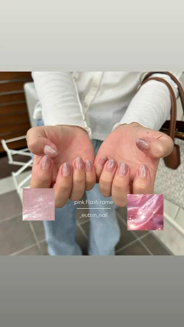 ネイル フラッシュネイル キラキラネイル ピンク ハンドネイル 深夜ネイルサロン eub.m_nailのネイルデザイン