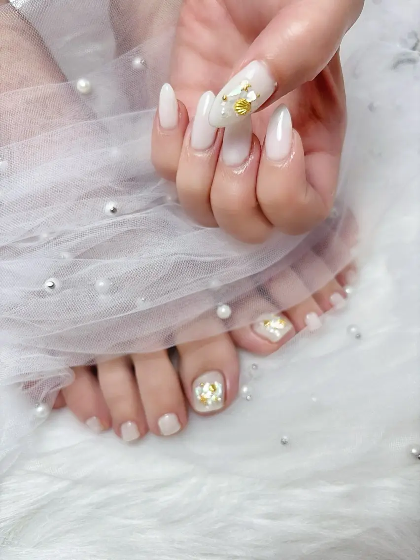 ネイル フットネイル Amour 🎀のネイルデザイン