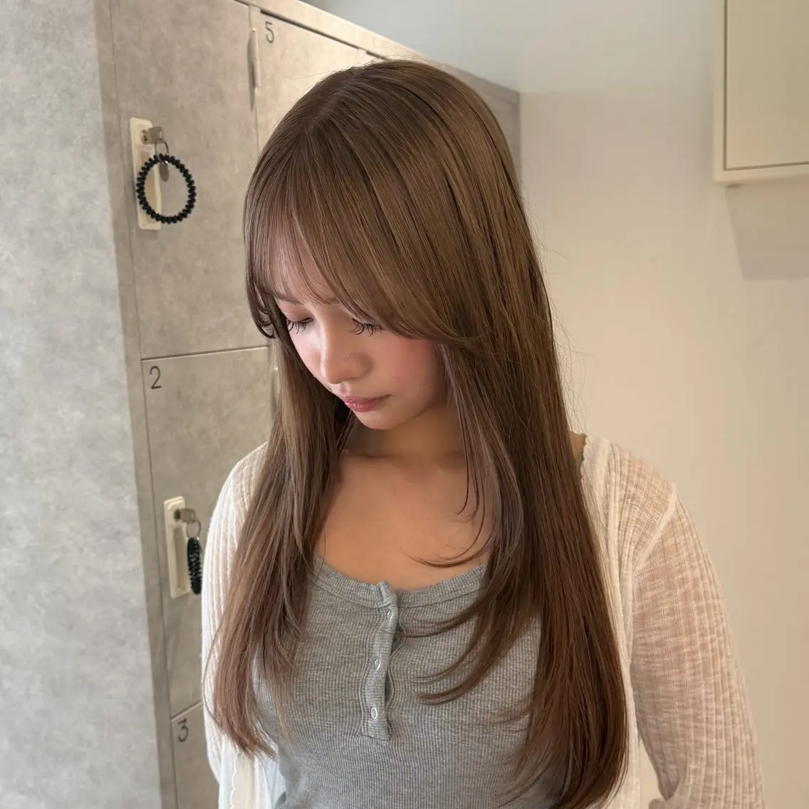 【9月限定𝜗𝜚 ࣪˖ ִ𐙚】ケアブリーチ+カラー🤍の写真