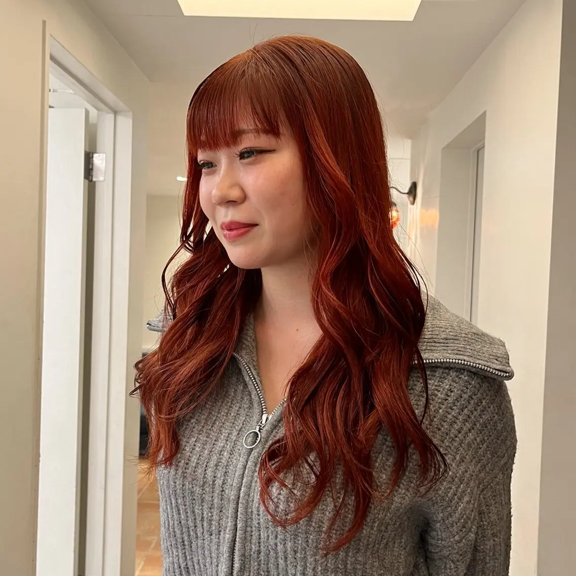 ロング カラー オレンジ ヘアカラー るな/暖色、 ベージュカラー🎀のヘアスタイル