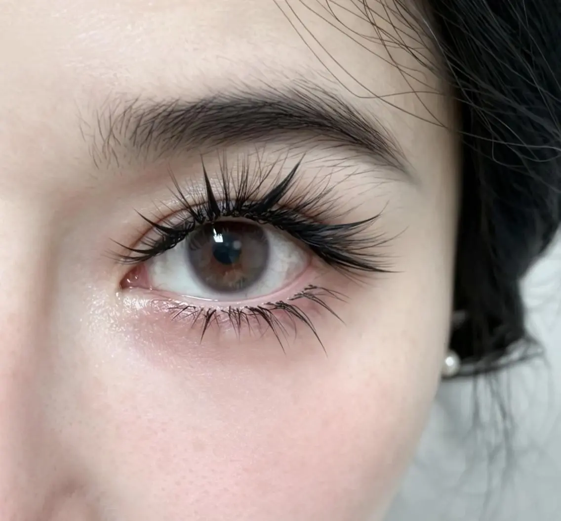 マツエク・マツパ 束感まつ毛 韓国風マツエク 下まつげエクステ ワンホンマツエク simi🐻マツエク 💝新大久保店のマツエク・マツパデザイン