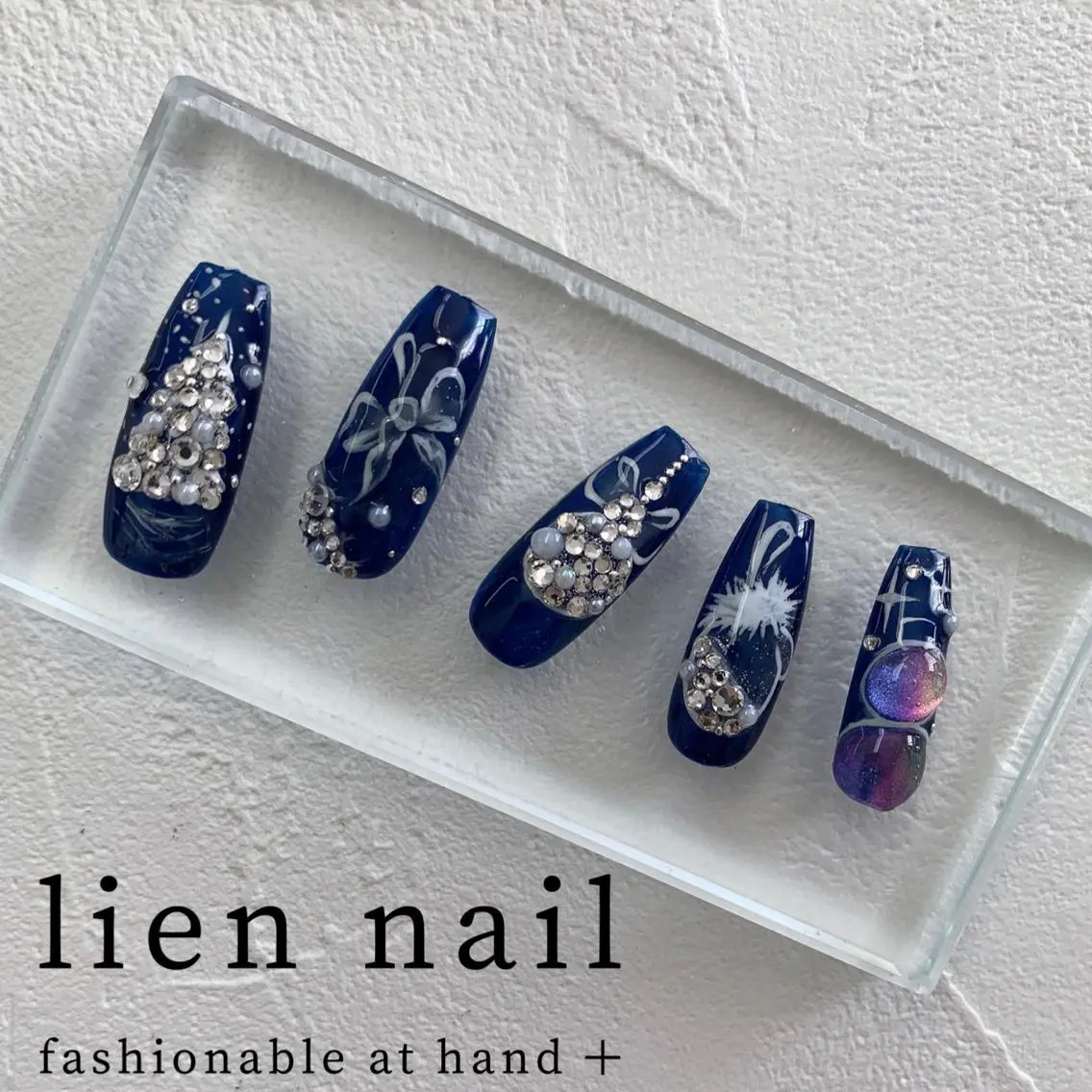 ショート クリスマス ハンドネイル ハンドケア Queen nailのネイルデザイン