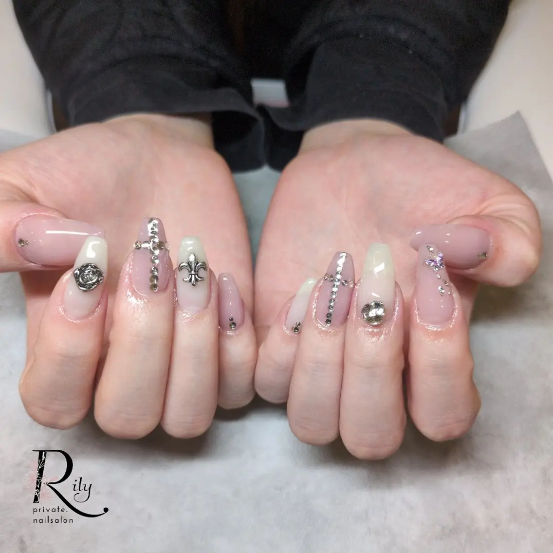 ネイル ハンドネイル nailsalon Rilyのネイルデザイン