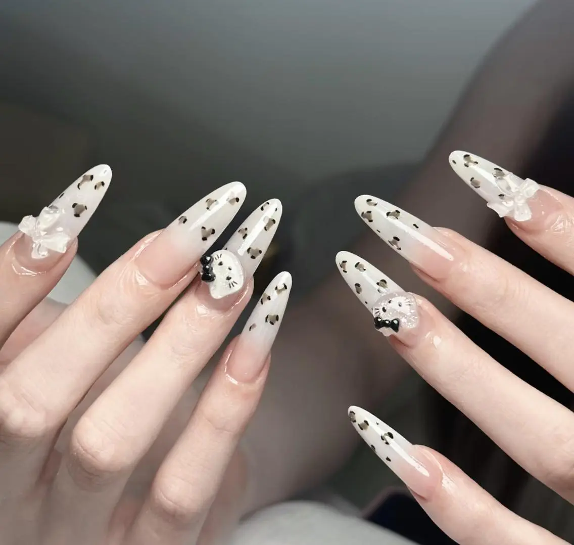 ネイル ハンドネイル Pure&Rich Nailのネイルデザイン