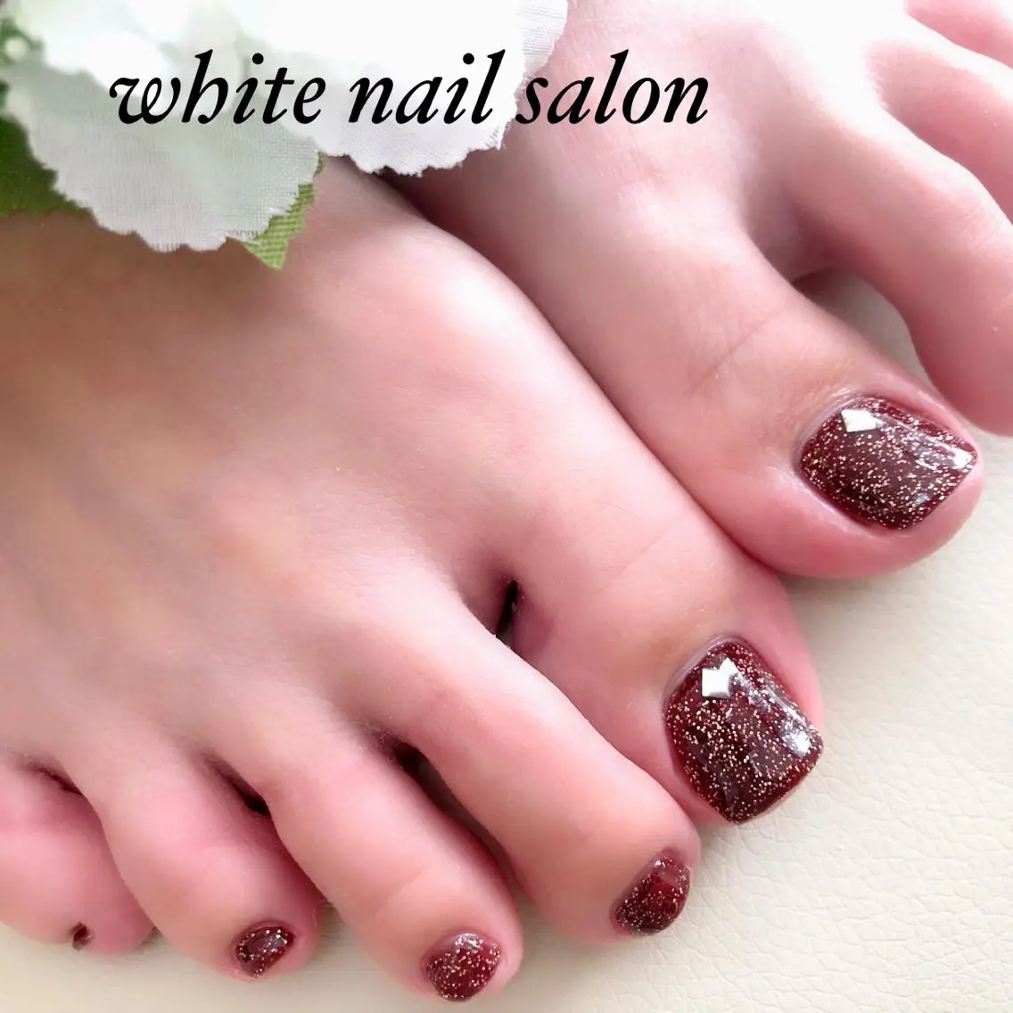 ネイル アートネイル ジェルネイル ハードジェル 持ち込み シンプルネイル フットネイル white nail salonのネイルデザイン