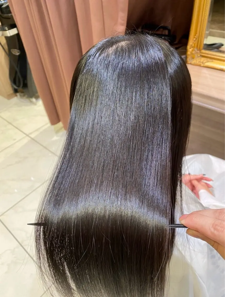 ロング 縮毛矯正 奥寺 沙菜のヘアスタイル