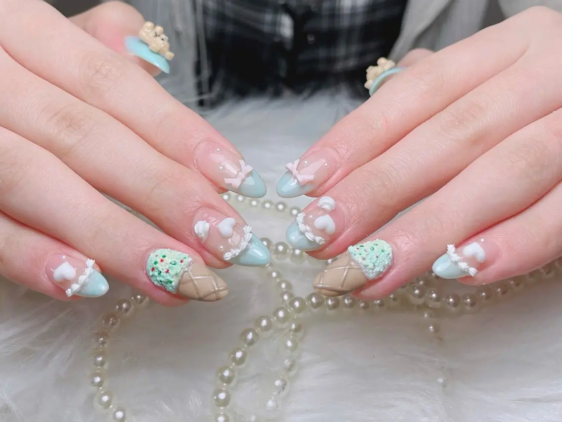 ネイル アートネイル オーロラネイル フレンチネイル ジェルネイル グラデーション ハンドネイル Sora  Nail 長さ出し専門店のネイルデザイン