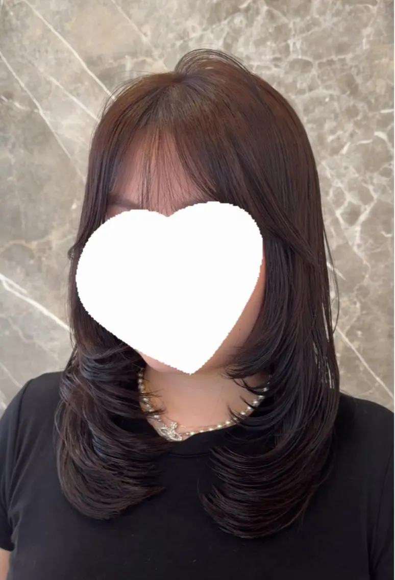 セミロング カラー カット ヘアカラー レイヤー透明感カラー ブリーチ🎀オトハのヘアスタイル