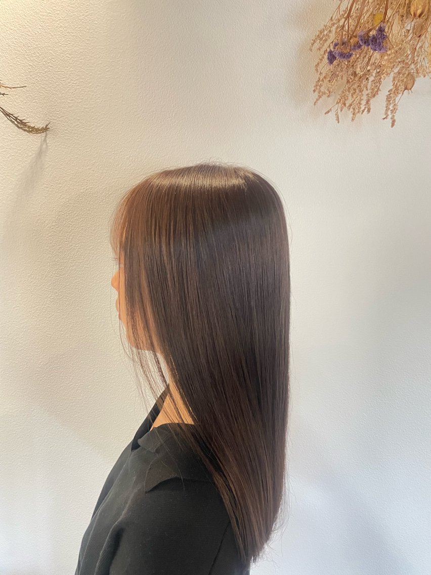 ロング カラー ベージュカラー バイオレットカラー 荒牧 絵美のヘアスタイル