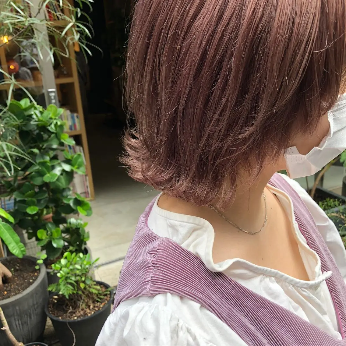 ショート カラー ブリーチ ラベンダーカラー パーマウルフショート 濱田匠のヘアスタイル
