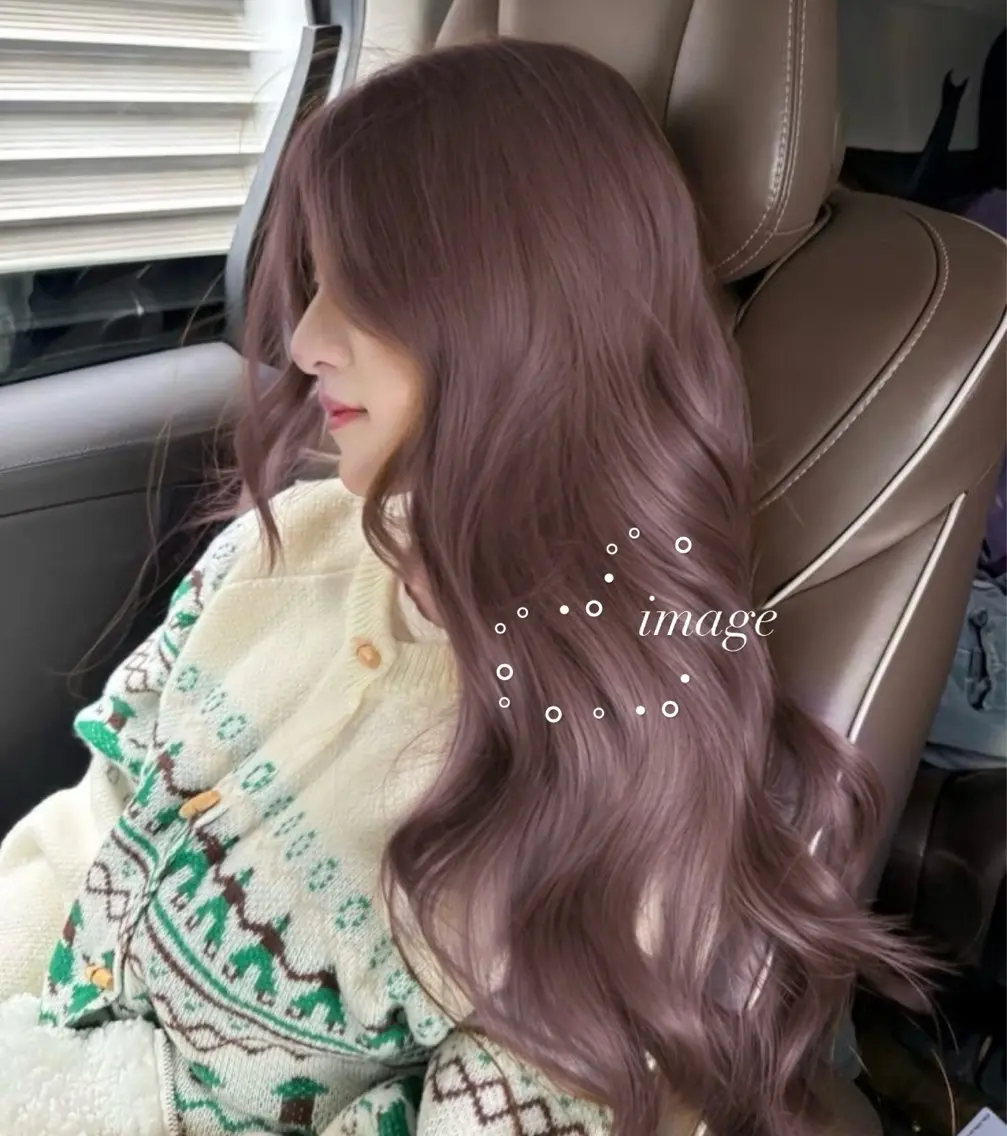 ロング ヘアカラー トリートメント 淡色ラベンダー♡ ニーナ🎀🦙のヘアスタイル