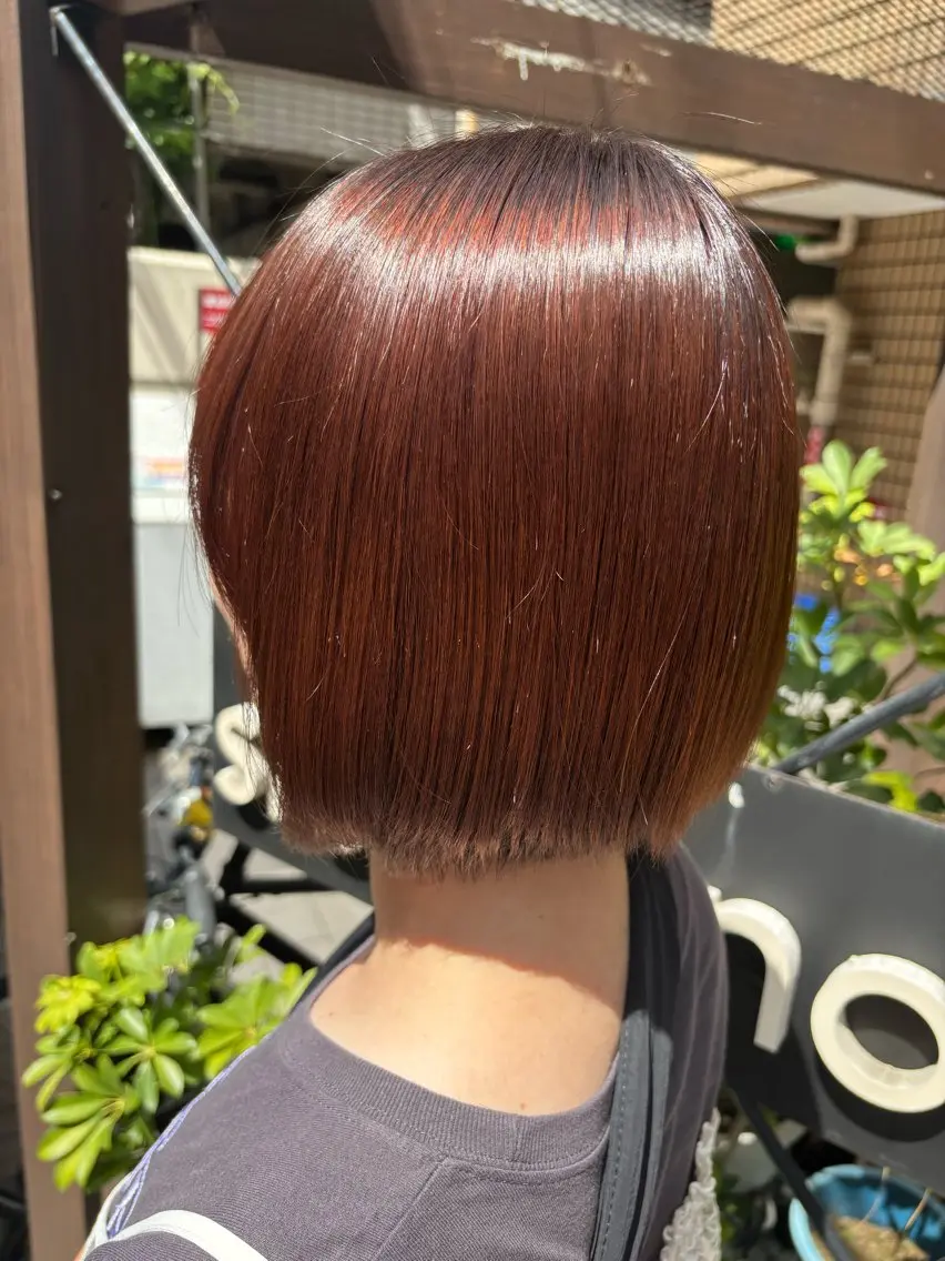 ショート カラー パーマ 縮毛矯正 イツキ🌕デザインカ ラー🥨髪質改善🫧のヘアスタイル