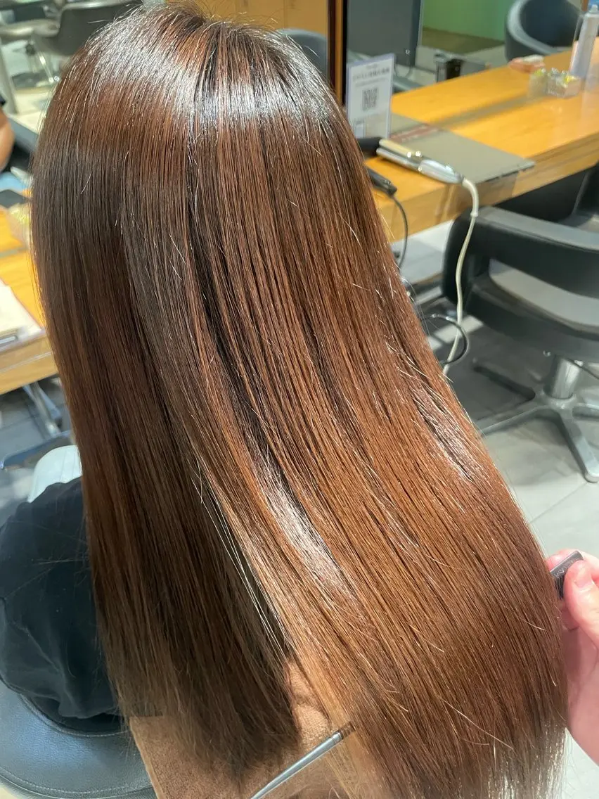 ロング カラー ベージュカラー ブラウンカラー ブラウンベージュ 透明感カラー ヘアカラー ヘアセット Lee京橋／ shomaのヘアスタイル